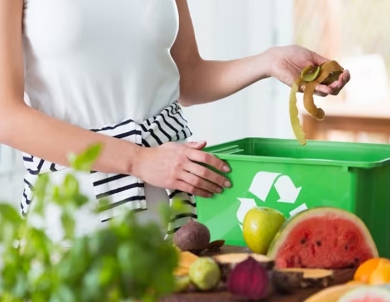 Combate à fome Ceasa recupera alimentos bons que iriam para o lixo e